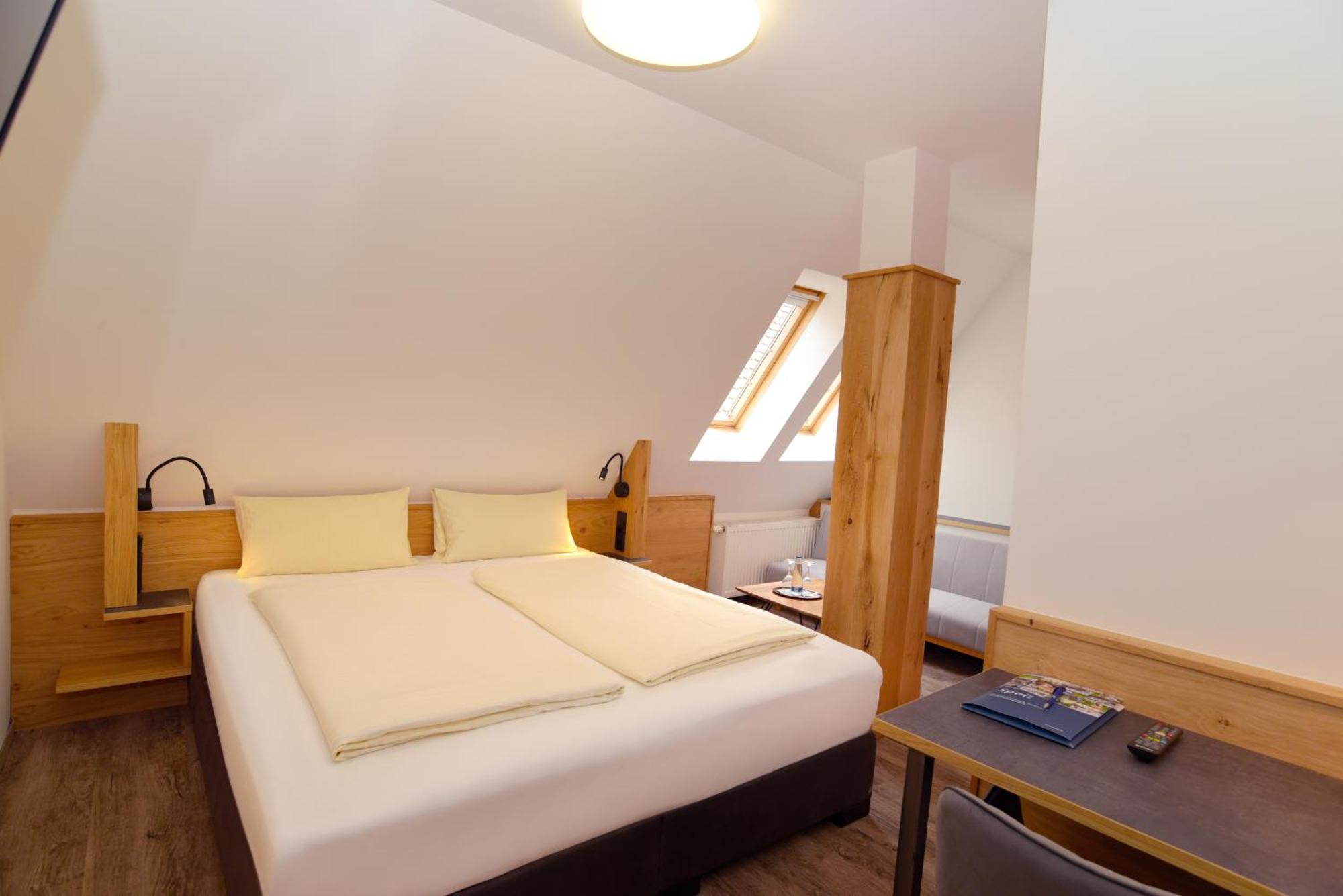 Hotel Gasthof Krone Spalt Exteriér fotografie